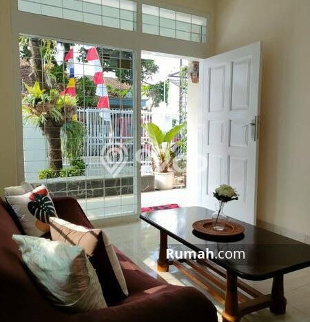 Hunian Elit LB 220m2 Siap Huni Desain Elegan di Burangrang, Bandung Hunian Elit LB 220m2 Siap Huni Desain Elegan di Burangrang, Bandung