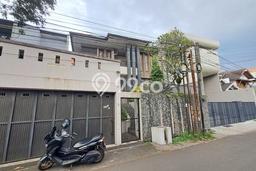 Rumah Modern di Pasteur, Bandung, LT 263m2m² LB 400m2m² Rumah Modern di Pasteur, Bandung, LT 263m2m² LB 400m2m²