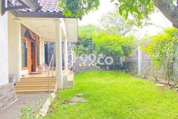 Rumah di Riau, LT 640m2m², Bangunan 400m2m² Rumah di Riau, LT 640m2m², Bangunan 400m2m²