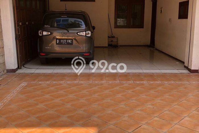 Siap Huni Rumah Mewah 6 Kamar di Tanjung Priok Dekat ke Mana Pun Siap Huni Rumah Mewah 6 Kamar di Tanjung Priok Dekat ke Mana Pun