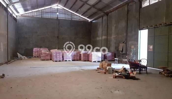 Unit Gudang Dijual di Jatinegara Jakarta Timur Luas Bangunan 500m2 Unit Gudang Dijual di Jatinegara Jakarta Timur Luas Bangunan 500m2