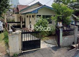 DIJUAL CEPAT! Rumah Modern area Tanah Abang, Jakarta Pusat, LT 435m2m² LB 350m2m² Bisa Nego! DIJUAL CEPAT! Rumah Modern area Tanah Abang, Jakarta Pusat, LT 435m2m² LB 350m2m² Bisa Nego!