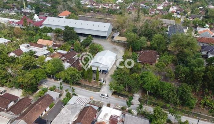 Gudang Dijual di Bojonegoro LT 4991m2 & LB 1821m2 Lokasi Terbaik! Gudang Dijual di Bojonegoro LT 4991m2 & LB 1821m2 Lokasi Terbaik!