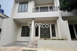 Rumah Sewa Jakarta Selatan LT 180m2 LB 250m2 Kawasan Pejaten Rumah Sewa Jakarta Selatan LT 180m2 LB 250m2 Kawasan Pejaten