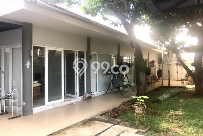 Hunian Mewah LB 180m2 Siap Huni Desain Elegan di Pakubuwono, Jakarta Selatan Hunian Mewah LB 180m2 Siap Huni Desain Elegan di Pakubuwono, Jakarta Selatan