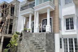 Rumah Elit Modern Tanpa Renovasi di Bintaro Jakarta Selatan Rumah Elit Modern Tanpa Renovasi di Bintaro Jakarta Selatan