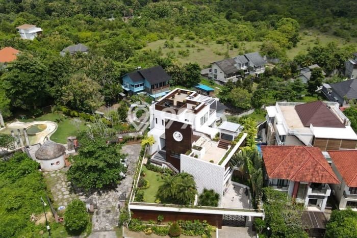 Rumah Elit Modern Tanpa Renovasi di Pecatu Badung Rumah Elit Modern Tanpa Renovasi di Pecatu Badung