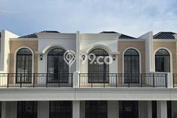 For Sale Hunian Rumah Terawat 2 Kamar di Pantai Indah Kapuk 2, Jakarta Utara For Sale Hunian Rumah Terawat 2 Kamar di Pantai Indah Kapuk 2, Jakarta Utara