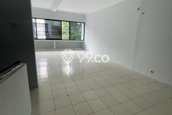 AREA PROSPEKTIF! Ruko di , Luas 165m2m², Lokasi Strategis AREA PROSPEKTIF! Ruko di , Luas 165m2m², Lokasi Strategis