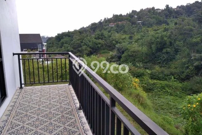 Disewakan segera rumah minimalis lokasi strategis 4 Kamar di Coblong, Bandung Disewakan segera rumah minimalis lokasi strategis 4 Kamar di Coblong, Bandung