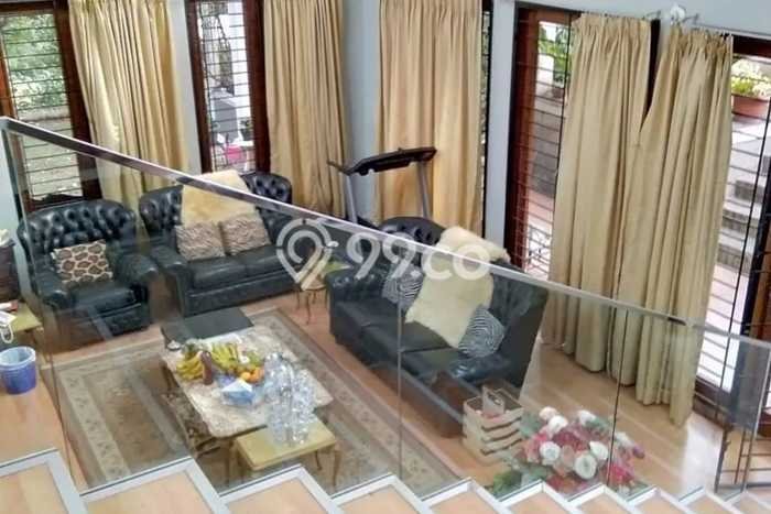 EXCLUSIVE HOME! Rumah di Cimenyan, 4 KM, Konsep Modern, Luas 1200m2m² LB 250m2m² EXCLUSIVE HOME! Rumah di Cimenyan, 4 KM, Konsep Modern, Luas 1200m2m² LB 250m2m²