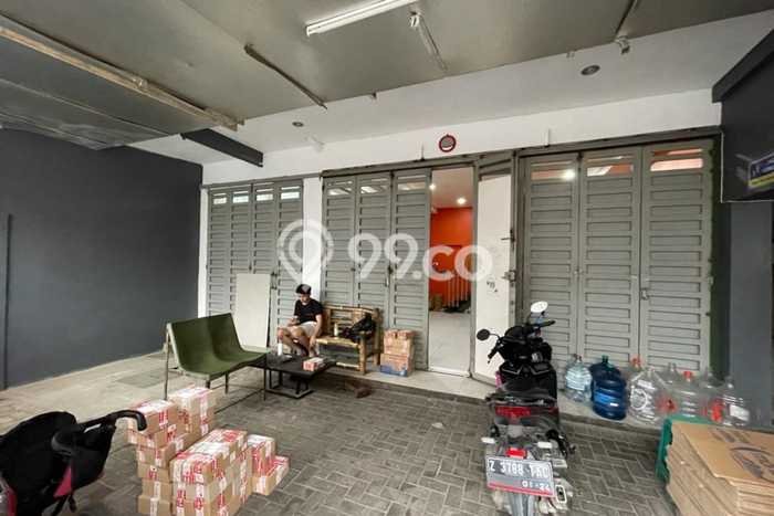 Dijual! Ruko di Sudirman Bandung LT 77m2 / LB 160m2 Kawasan Strategis Dijual! Ruko di Sudirman Bandung LT 77m2 / LB 160m2 Kawasan Strategis