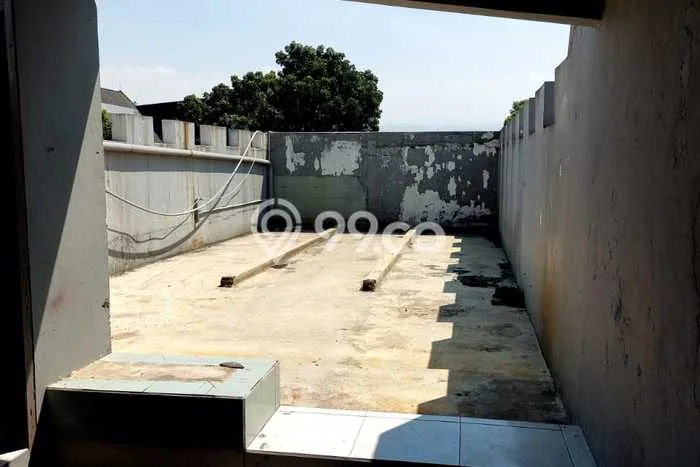Unit Komersial Disewakan di Bandung Area Strategis Harga Kompetitif Unit Komersial Disewakan di Bandung Area Strategis Harga Kompetitif