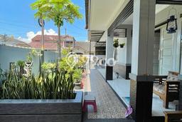 For Sale Hunian Rumah Terawat 5 KT di Cibaduyut, Bandung For Sale Hunian Rumah Terawat 5 KT di Cibaduyut, Bandung