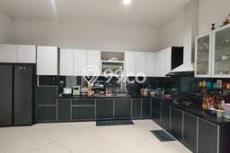Jual Rumah Luas Elegan Dengan View Eksklusif di Setiabudi, Bandung Jual Rumah Luas Elegan Dengan View Eksklusif di Setiabudi, Bandung