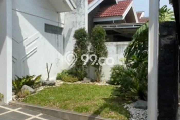 RECOMMENDED! Rumah kawasan , 4 KT, Area Premium, LT 200m2m² LB 150m2m² RECOMMENDED! Rumah kawasan , 4 KT, Area Premium, LT 200m2m² LB 150m2m²