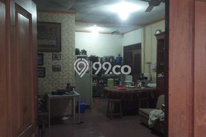 Jual Rumah Mewah Megah Dengan View Eksklusif di Pulo Asem, Jakarta Timur Jual Rumah Mewah Megah Dengan View Eksklusif di Pulo Asem, Jakarta Timur