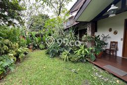 Ready to Use! Premium House LT 600m2 Desain Elegan di Petukangan Ready to Use! Premium House LT 600m2 Desain Elegan di Petukangan