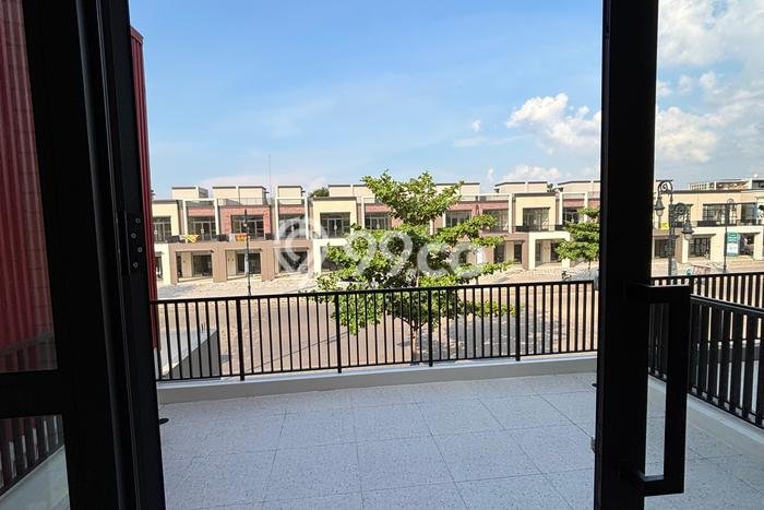 Ruko Premium di Summarecon Serpong, Luas 163m², Jalan Mainroad, Ramai Ruko Premium di Summarecon Serpong, Luas 163m², Jalan Mainroad, Ramai
