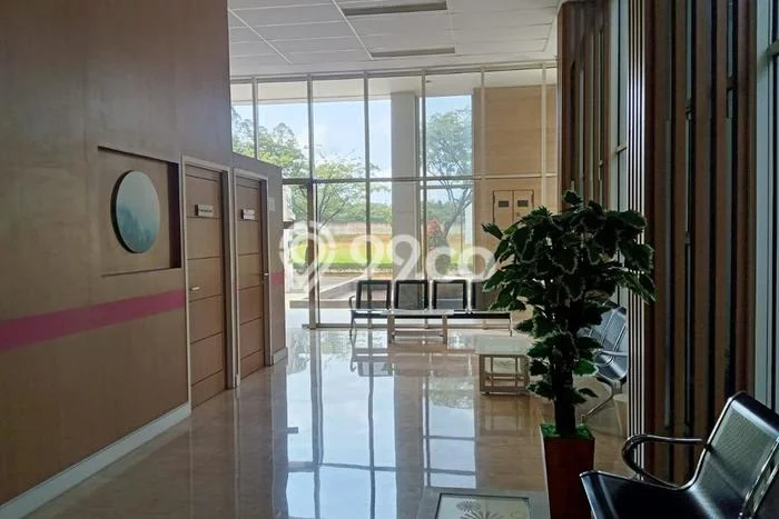 Kantor Komersial Disewakan di BSD Tangerang Selatan Luas 350m2 Kantor Komersial Disewakan di BSD Tangerang Selatan Luas 350m2