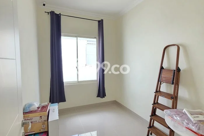 Jarang Ada! Rumah Kontrakan 4 Kamar Nyaman Siap Huni Gading Serpong Jarang Ada! Rumah Kontrakan 4 Kamar Nyaman Siap Huni Gading Serpong