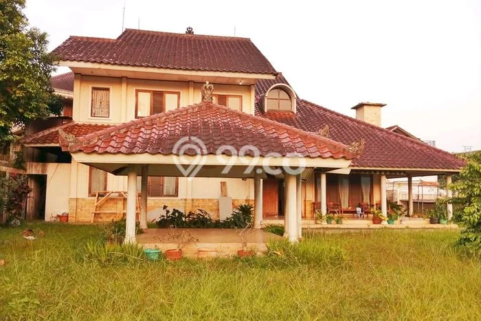 Vila Terawat di Cisarua, Area 1200m2m², Lingkungan Tenang dan nyaman Vila Terawat di Cisarua, Area 1200m2m², Lingkungan Tenang dan nyaman