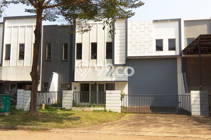 Gudang For Rent di BSD, Luas 300m², Area Strategis, Siap Operasi Gudang For Rent di BSD, Luas 300m², Area Strategis, Siap Operasi