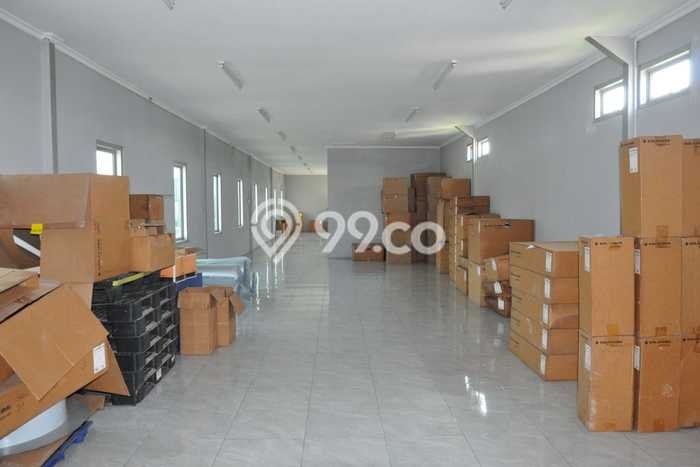 Pabrik Kawasan Neglasari, Luas 3696m², Kawasan Komersial Pabrik Kawasan Neglasari, Luas 3696m², Kawasan Komersial