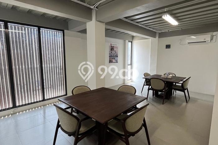 LOKASI PREMIUM! Gudang di , Luas 297m2m², Lokasi Niaga LOKASI PREMIUM! Gudang di , Luas 297m2m², Lokasi Niaga