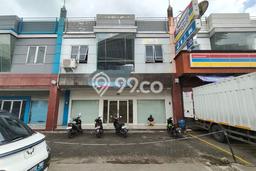 Unit Komersial Disewakan di Jakarta Barat Area Strategis Harga Kompetitif Unit Komersial Disewakan di Jakarta Barat Area Strategis Harga Kompetitif