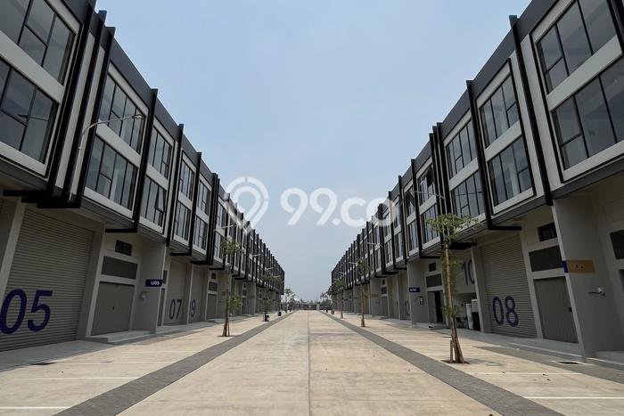 Gudang For Rent Kawasan , Luas 300m2m², Lokasi Bisnis, Jalan Strategis Gudang For Rent Kawasan , Luas 300m2m², Lokasi Bisnis, Jalan Strategis