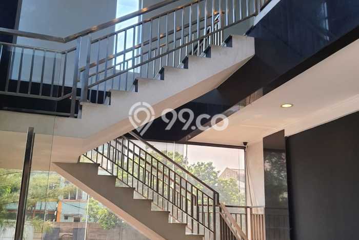 Unit Kantor Dijual di Jakarta Selatan LT 2127m2 & LB 2500m2 Unit Kantor Dijual di Jakarta Selatan LT 2127m2 & LB 2500m2