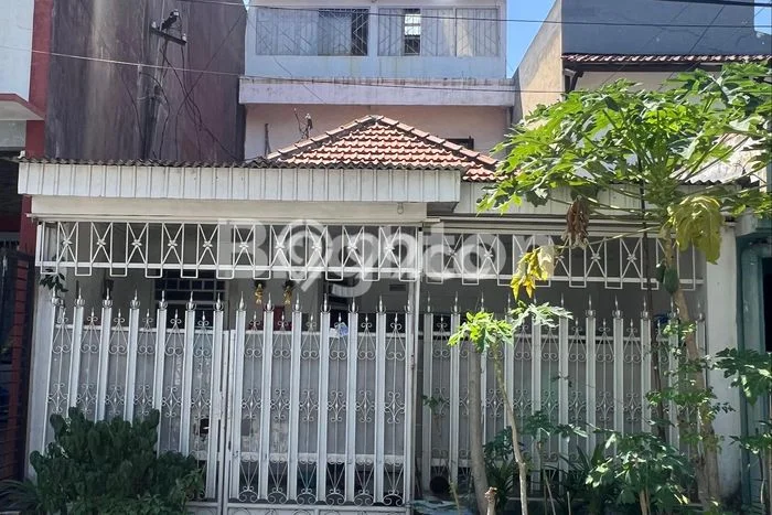 Rumah Luas Asri 2 KT Siap Huni di Dukuh Kupang Surabaya Rumah Luas Asri 2 KT Siap Huni di Dukuh Kupang Surabaya