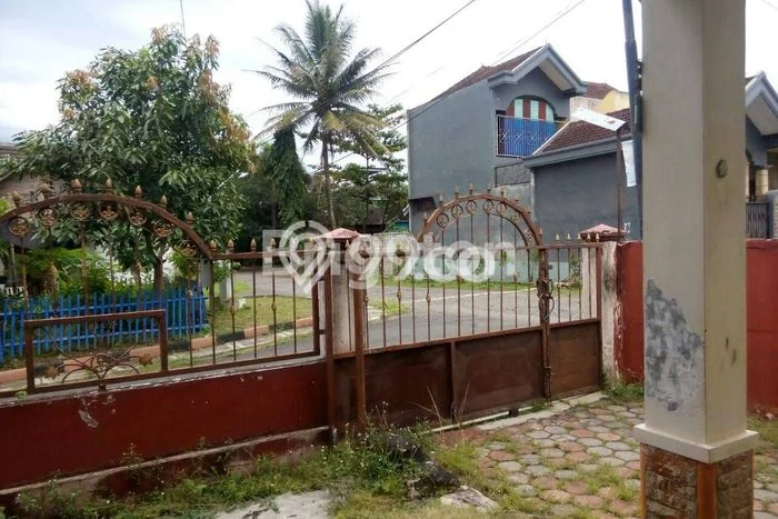 Jual Rumah Strategis Bagus Punya 3 KT di Singosari Malang SHM Jual Rumah Strategis Bagus Punya 3 KT di Singosari Malang SHM