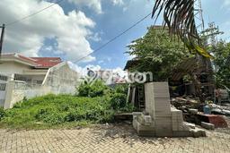 Untuk Dijual Tanah di Tenggilis Mejoyo Surabaya Luas 130m2 SHM Untuk Dijual Tanah di Tenggilis Mejoyo Surabaya Luas 130m2 SHM