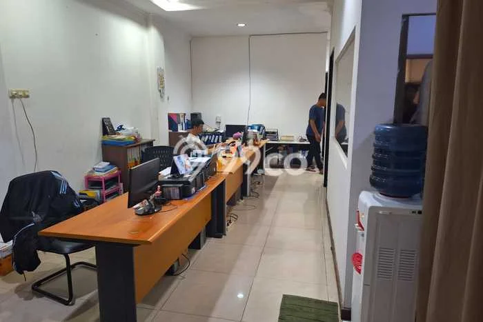 Cocok Untuk Investasi! For Sale Kost di Pluit 28 Kamar Cocok Untuk Investasi! For Sale Kost di Pluit 28 Kamar