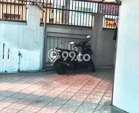 Ready to Use! Premium House LT 221m2 Desain Modern di Duta Garden Ready to Use! Premium House LT 221m2 Desain Modern di Duta Garden