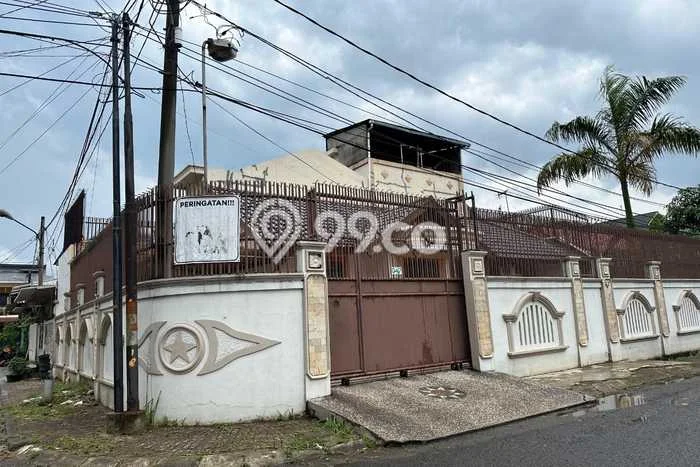 Ready to Use! Premium House LT 221m2 Desain Modern di Duta Garden Ready to Use! Premium House LT 221m2 Desain Modern di Duta Garden