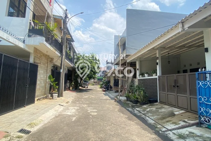 Dijual Rumah Strategis Bagus Punya 2 KT di Pamulang Tangerang Selatan SHM Dijual Rumah Strategis Bagus Punya 2 KT di Pamulang Tangerang Selatan SHM