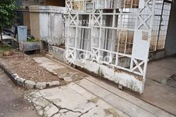 Rumah Luas Asri 2 KT Siap Pakai di Sektor 9-Bintaro Tangerang Selatan Rumah Luas Asri 2 KT Siap Pakai di Sektor 9-Bintaro Tangerang Selatan
