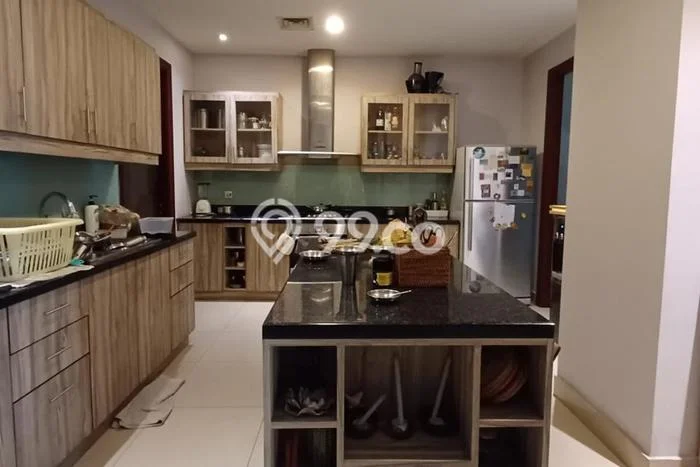 Hunian Strategis 270m2 di Pakubuwono Jakarta Selatan 3 KT Hunian Strategis 270m2 di Pakubuwono Jakarta Selatan 3 KT