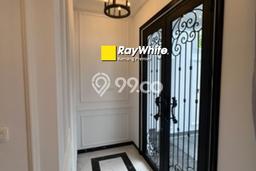 Dijual Rumah Premium dengan Fasilitas Sekitar Lengkap di Pasar Minggu, Jakarta Selatan Dijual Rumah Premium dengan Fasilitas Sekitar Lengkap di Pasar Minggu, Jakarta Selatan