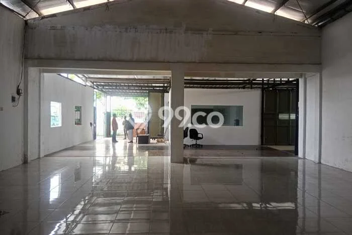 Gudang untuk Disewa di Pusat Tangerang Luas Bangunan 430m2 Gudang untuk Disewa di Pusat Tangerang Luas Bangunan 430m2