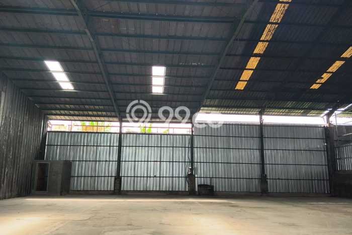 Unit Gudang Disewakan di Kalideres di Area Ramai & Strategis Unit Gudang Disewakan di Kalideres di Area Ramai & Strategis