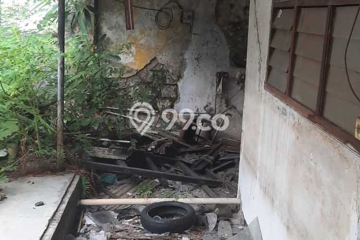 Lahan Kosong Dijual di Jakarta Barat dengan Area 200m2 Lahan Kosong Dijual di Jakarta Barat dengan Area 200m2