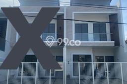 Dijual Rumah Premium dengan Fasilitas Sekitar Komplit di Rungkut, Surabaya Dijual Rumah Premium dengan Fasilitas Sekitar Komplit di Rungkut, Surabaya