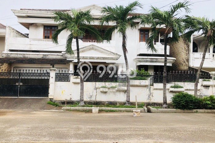 Jual Rumah Mewah Megah Dengan View Eksklusif di Sunrise Garden, Jakarta Barat Jual Rumah Mewah Megah Dengan View Eksklusif di Sunrise Garden, Jakarta Barat