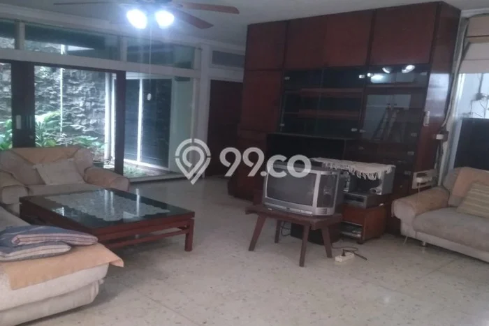 Hunian Elit LB 400m2 Siap Pakai Desain Elegan di Jelambar, Jakarta Barat Hunian Elit LB 400m2 Siap Pakai Desain Elegan di Jelambar, Jakarta Barat