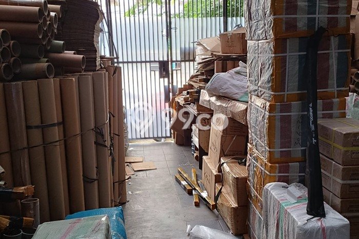 Unit Ruko Dijual di Jakarta Barat LT 101m2 & LB 360m2 Unit Ruko Dijual di Jakarta Barat LT 101m2 & LB 360m2