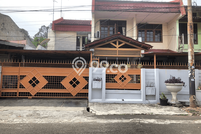 Siap Huni Rumah Mewah 5 Kamar di Kembangan Dekat ke Mana Pun Siap Huni Rumah Mewah 5 Kamar di Kembangan Dekat ke Mana Pun